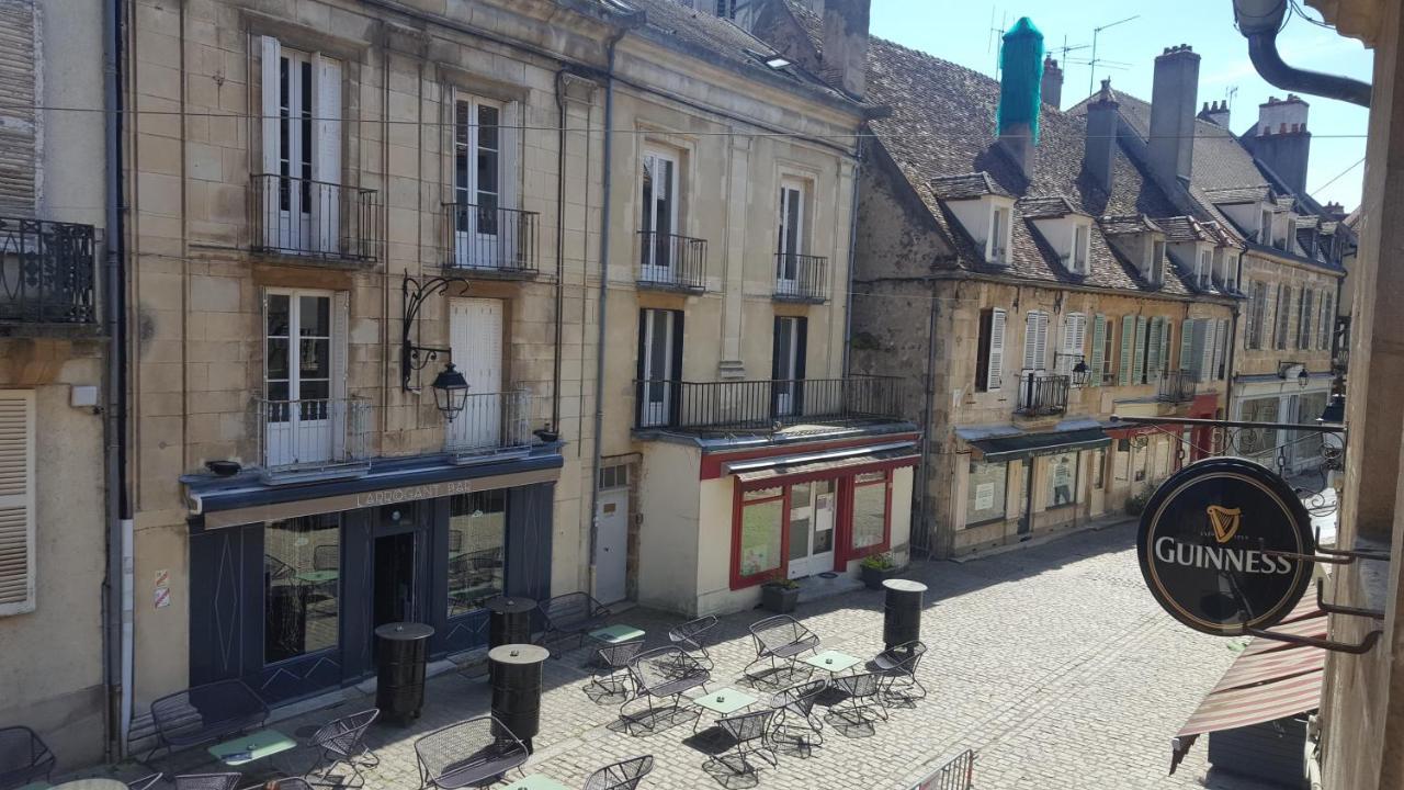 Appartements Chez Delphine Et Guillaume Au Coeur De Semur En Auxois Eksteriør bilde