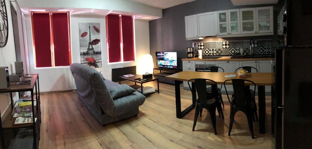 Appartements Chez Delphine Et Guillaume Au Coeur De Semur En Auxois Eksteriør bilde
